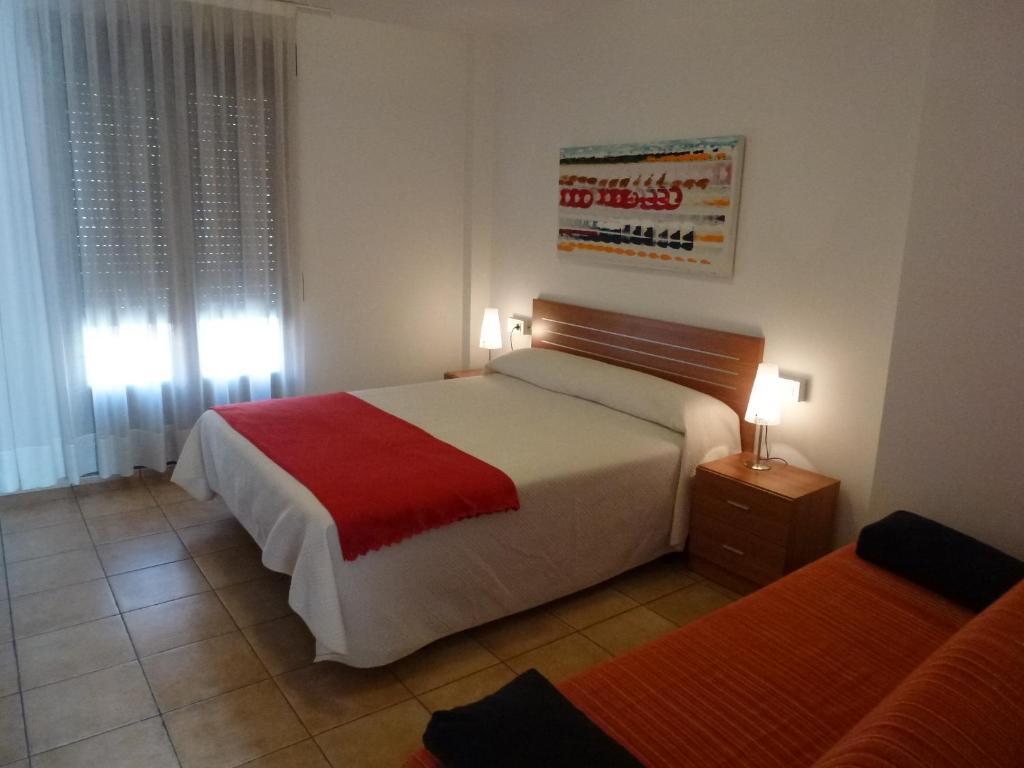 Apartamentos Puerta Muralla Teruel Room photo