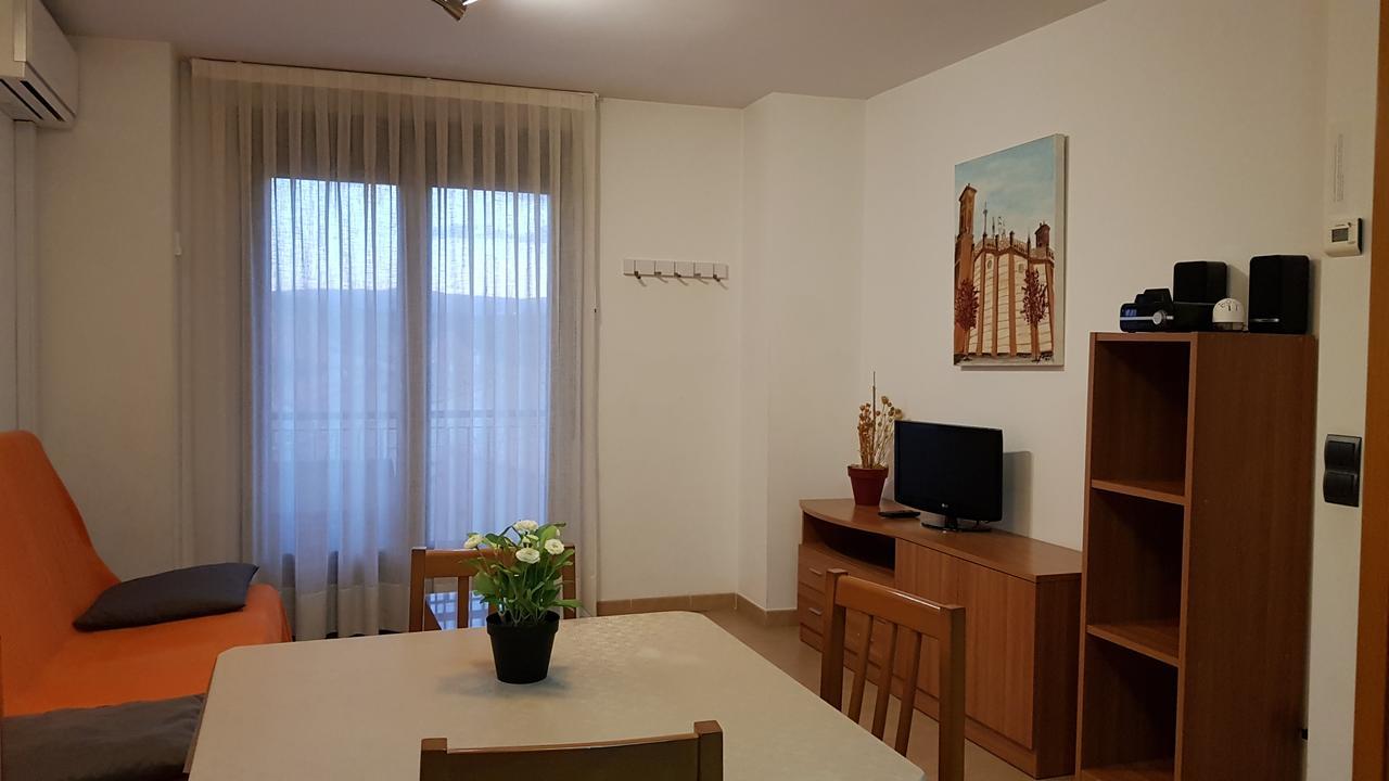 Apartamentos Puerta Muralla Teruel Exterior photo
