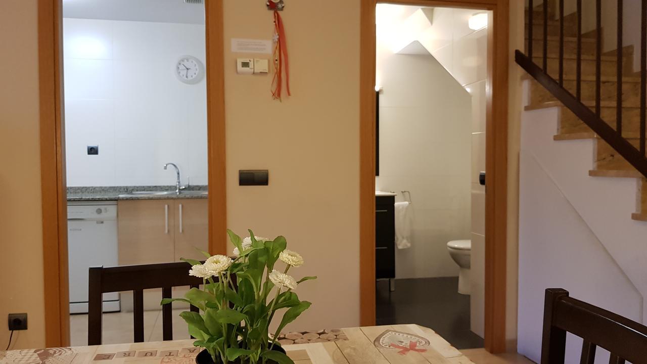 Apartamentos Puerta Muralla Teruel Exterior photo